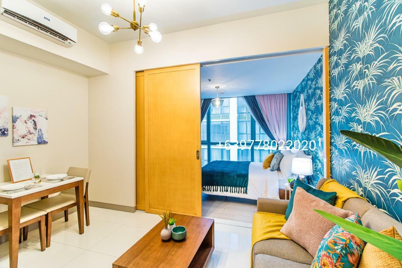 One Uptown Residence Bgc Pateros Экстерьер фото