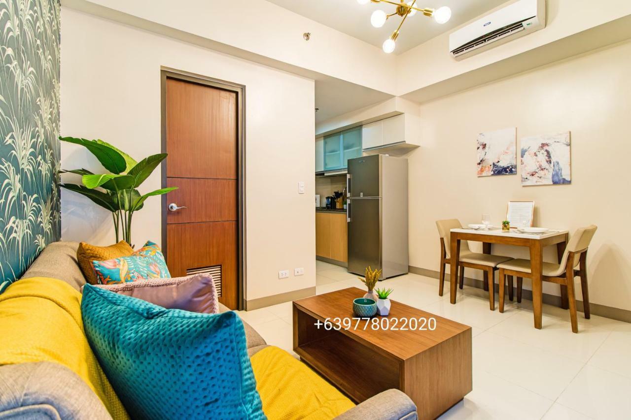 One Uptown Residence Bgc Pateros Экстерьер фото